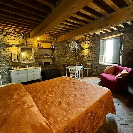 Mountain Between Parma And Cinque Terre Holiday home Solignano